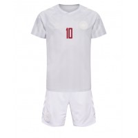 Koszulka piłkarska Dania Christian Eriksen #10 Strój wyjazdowy dla dzieci MŚ 2022 tanio Krótki Rękaw (+ Krótkie spodenki)
